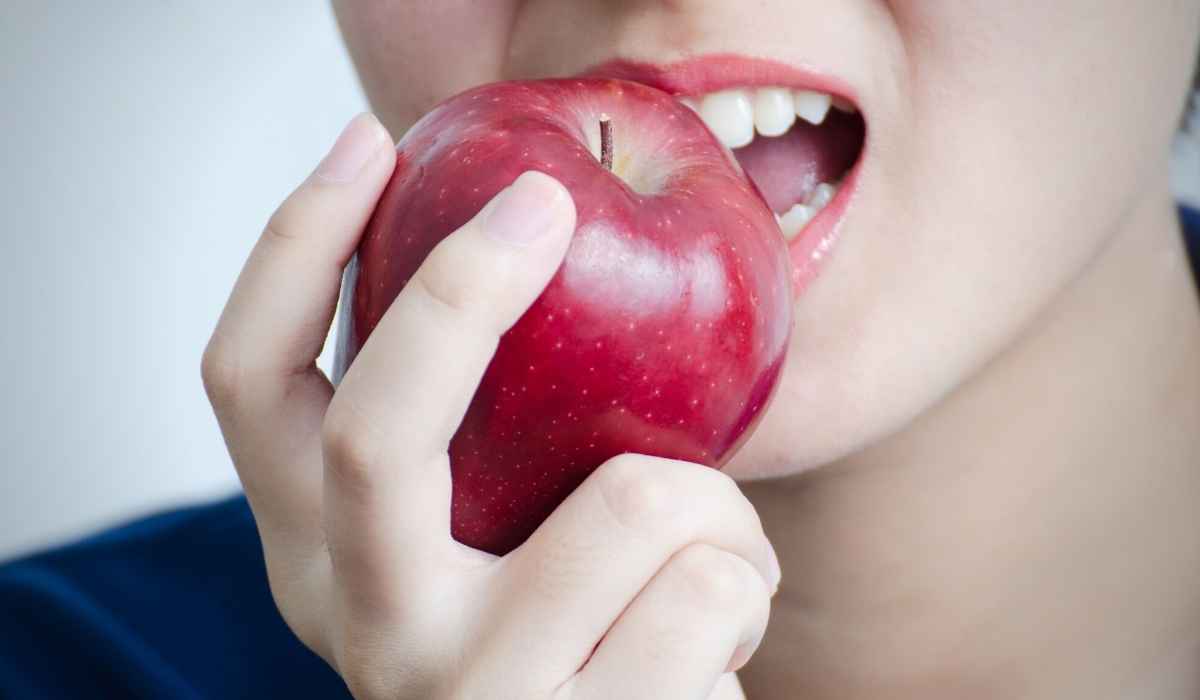 Are Apples Good For Headaches? All You Need To Know