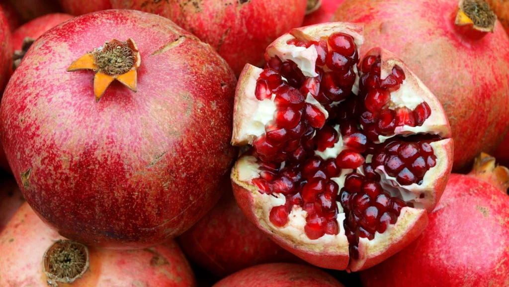 Why is the pomegranate the fruit of death