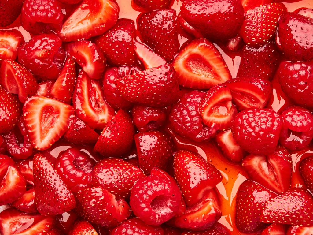 What Are The Benefits of Strawberry for Babies? & The Risk?