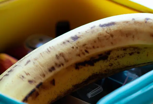 How to Pack a Banana for Your Lunch Box