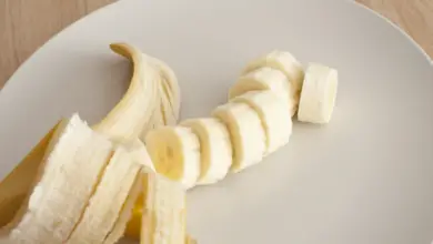 How To Keep Bananas Fresh After Cutting