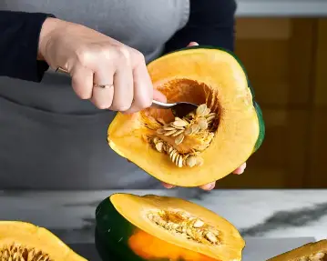Can You Eat Acorn Squash Seeds? What Are The Benefits?